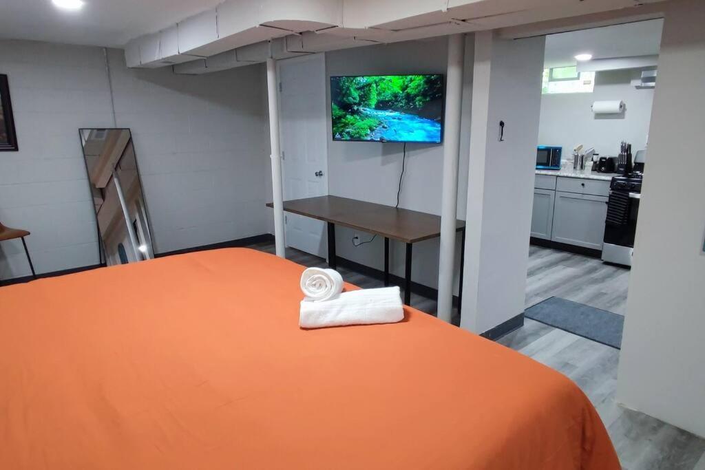 Spacious Suite Close To Downtown Indy/ King Bed Indianapolis Extérieur photo