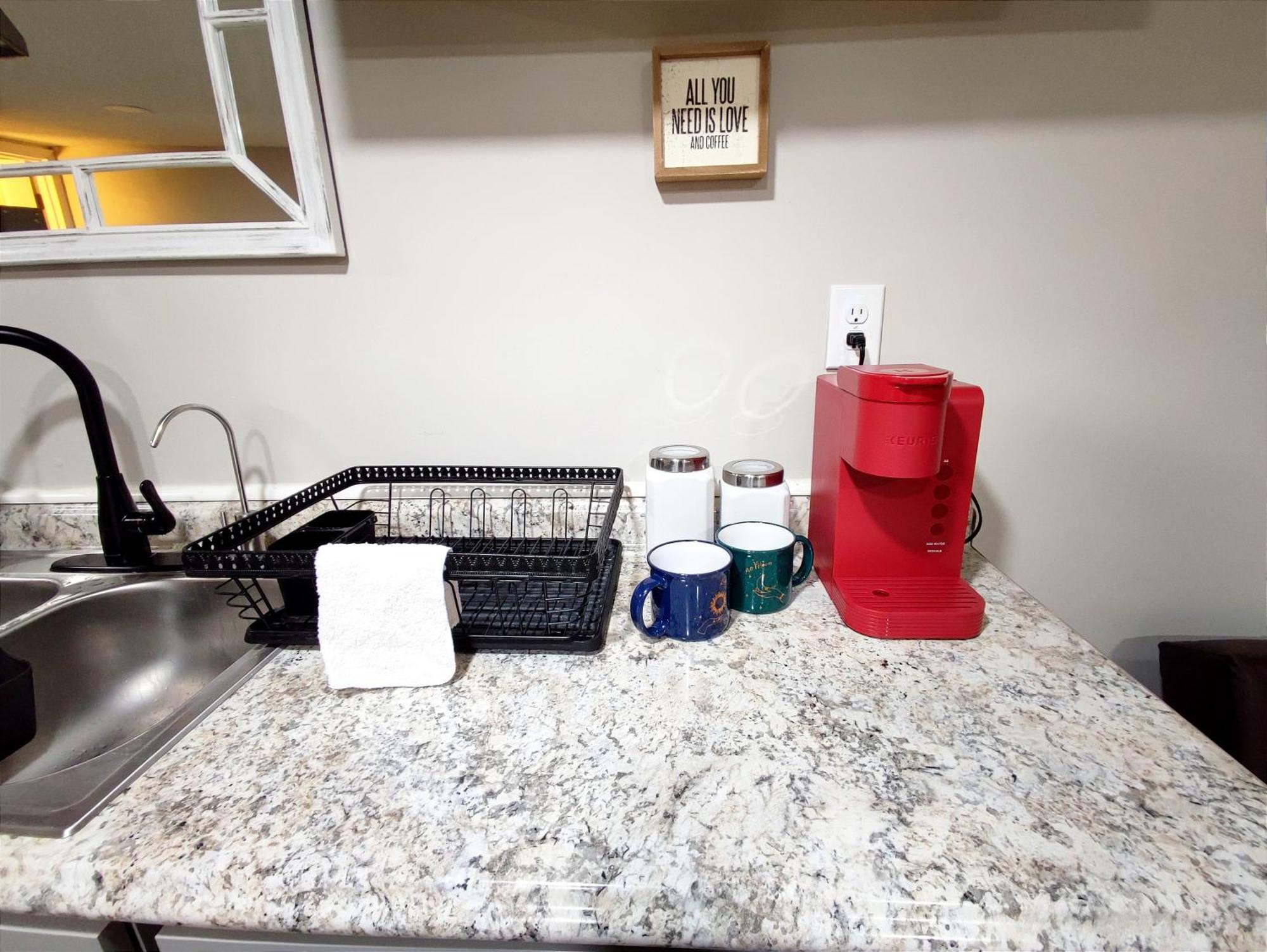 Spacious Suite Close To Downtown Indy/ King Bed Indianapolis Extérieur photo